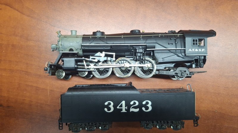 Rivarossi Ho 4-6-2 Heavy Pacific At&SF #3423 steam loco.