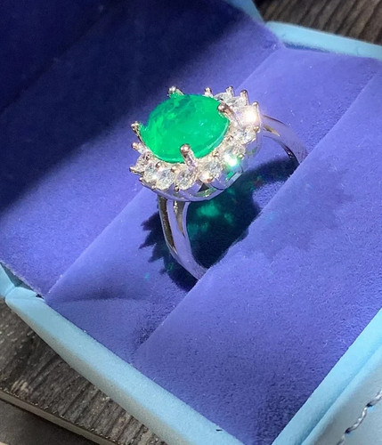 Anillo de compromiso certificado de diamantes y esmeraldas naturales de 6,20 quilates de oro blanco macizo de 14 K - Imagen 4 de 9