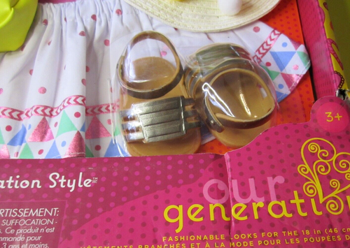 Our Generation Vacation Style Travel Fashion Outfit for 18" Dolls - New - Picture 5 of 6