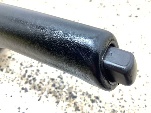 Manija de freno de estacionamiento Ferrari 360 Spider Modena cuero OEM (Negro) - Imagen 12 de 12