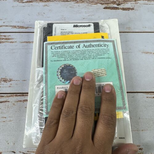 Microsoft Windows for Workgroups Add-on Upgrade for 3.1 Sealed New in Box 1994 - Picture 2 of 3