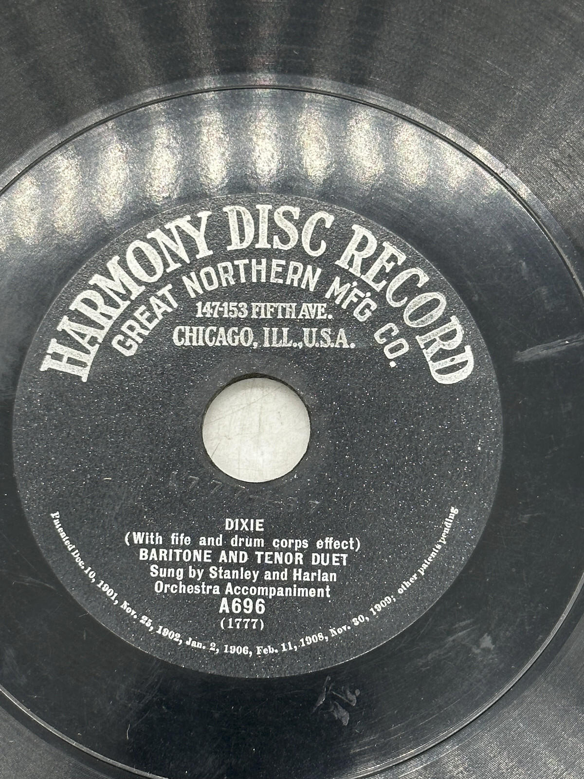 Carrol Clark De Little Old Log Cabin In De Lane / Stanley & Harlan Dixie A696