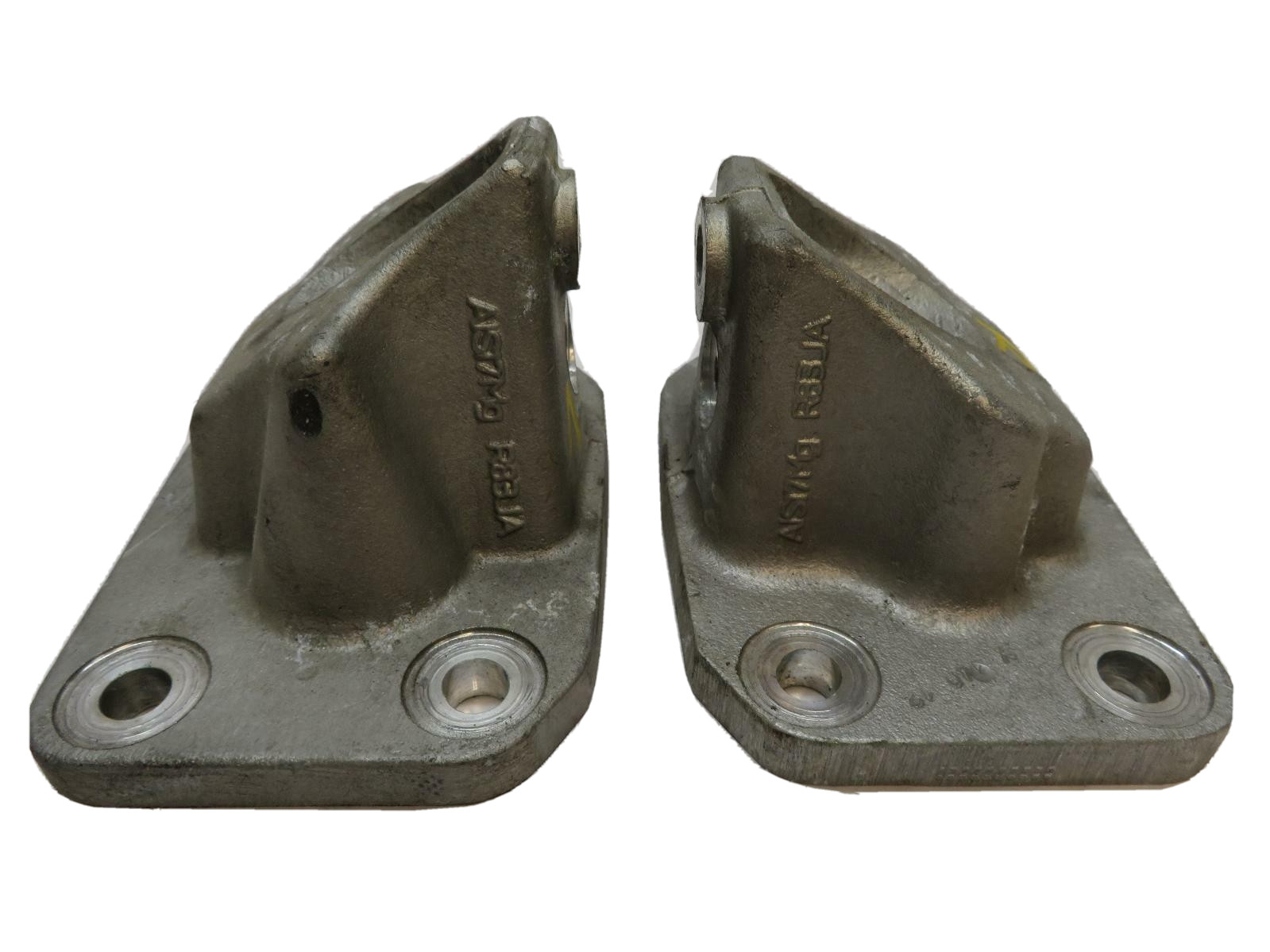 2012 ASTON MARTIN ENGINE MOUNTS LEFT AND RIGHT SIDES OEM DRIVER PASSENGER