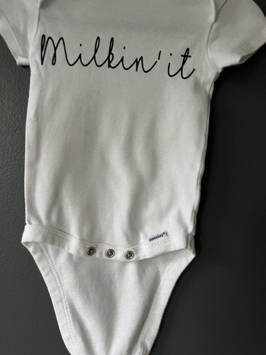 Gerber Infant Bodysuit - Milkin' It - Size 6-9M - Picture 6 of 6
