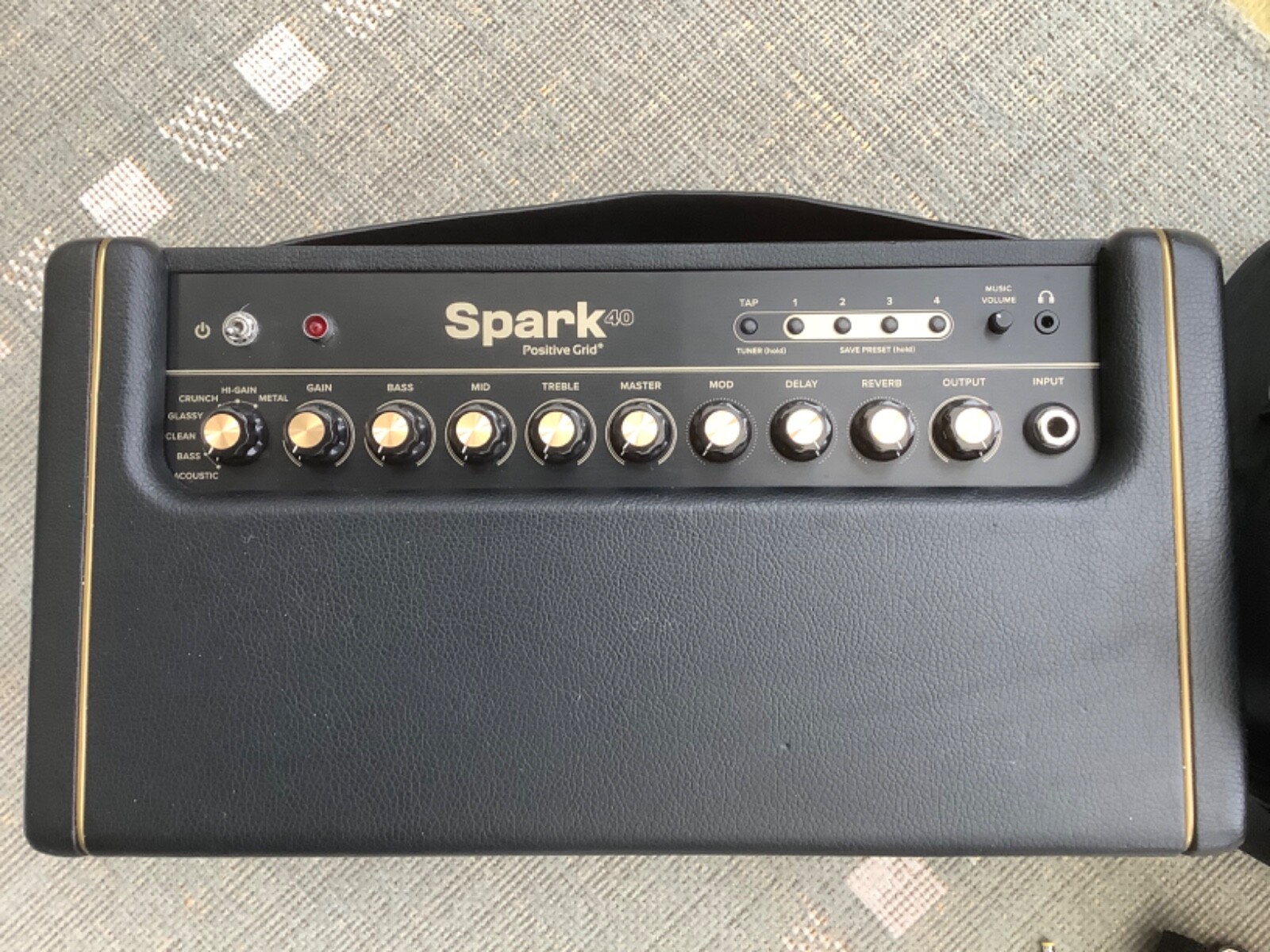 POSITIVE GRID SPARK 40 GUITAR AMP SPARES OR REPAIR PLEASE READ