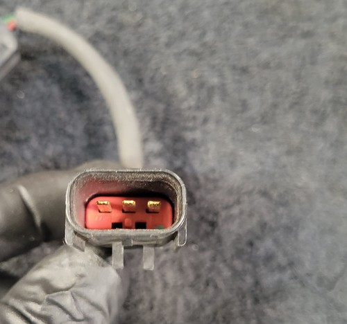 Cummins 4984929 EGR Differential Pressure Sensor Genuine OEM - Picture 4 of 4