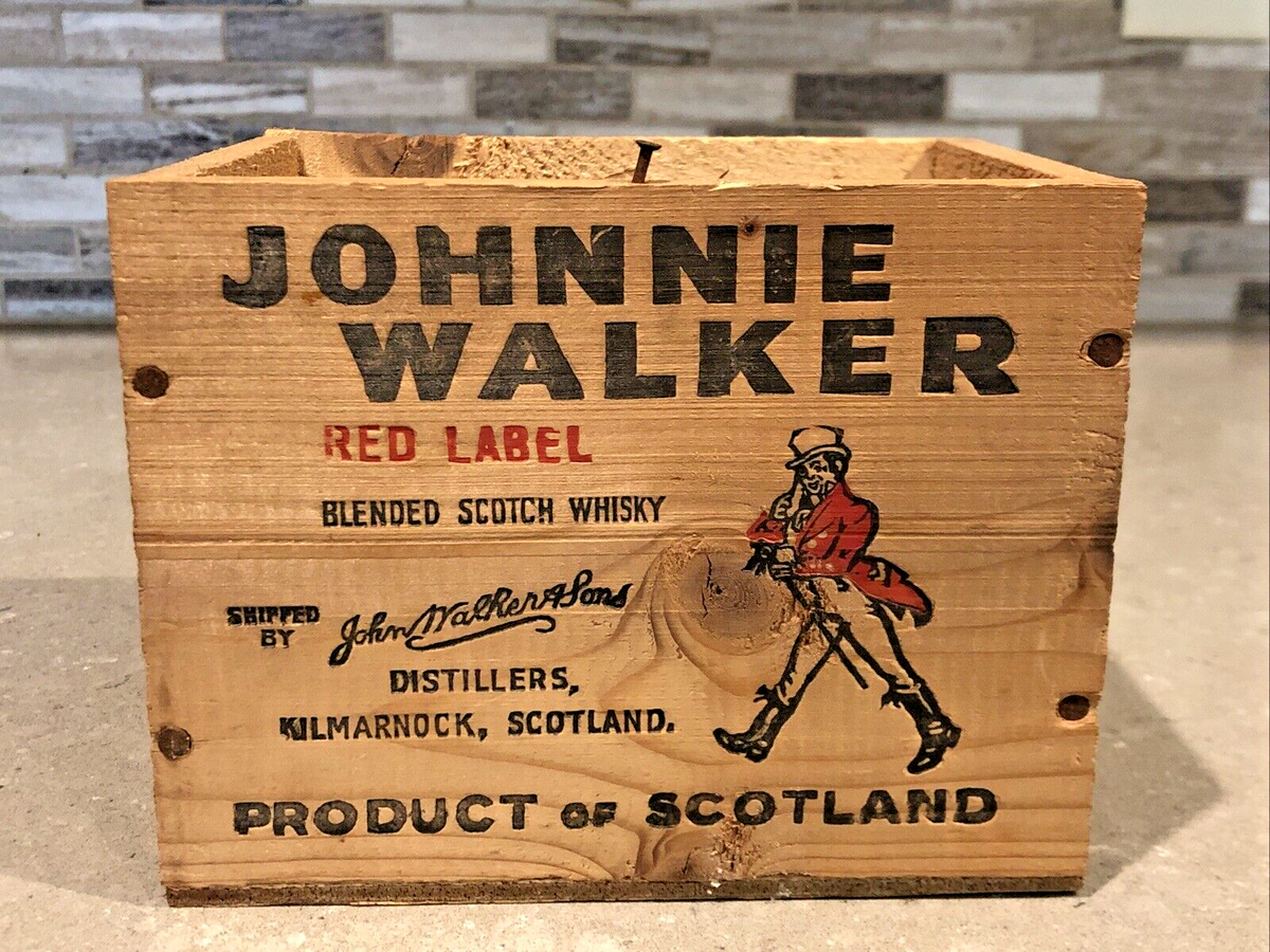 Johnnie Walker Red Label Whiskey Cedar Wooden Box 12 - 1/10 Johnnie Walker Red Label Whiskey Cedar Wooden Box 12 - 1/10
