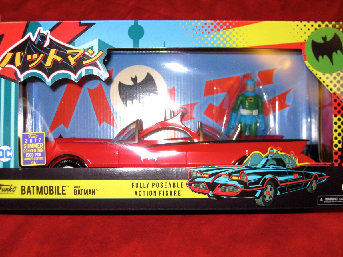 SDCC 2017 Summer Convention Funko Batman Batman's Batmobile Red