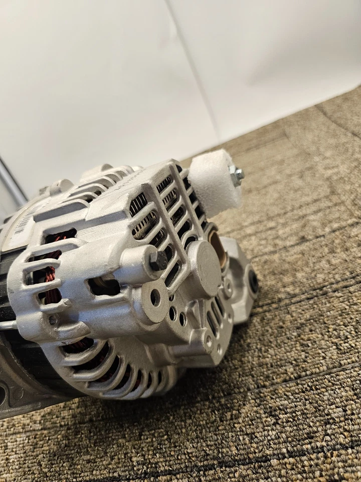 Alternador 13821N de calidad construido para Nissan Quest Mercury Villager 1999-2002 125A Foto 3 de 4