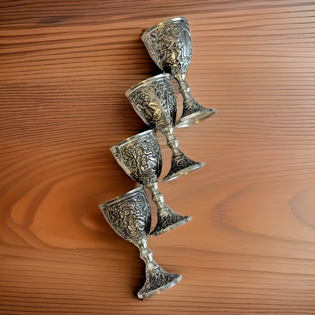 4 VTG India Silverplated Cherubs Cordial Grape Lacquered Mini Goblets Hard Box