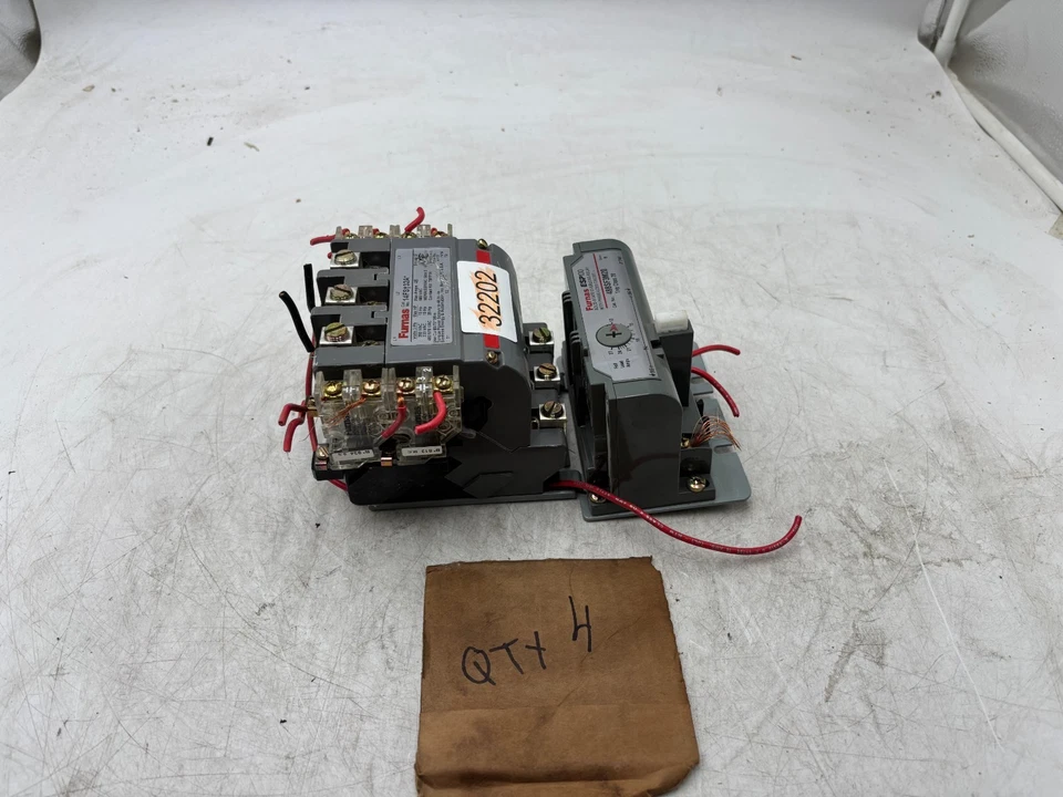 Arrancador magnético Furnas 14FS+32A* con 48BSF3M20 Foto 2 de 3