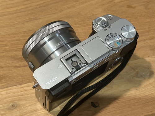 Sony Alpha 6000 24,3 MP Digitalkamera - Silber mit 16-50mm - Bild 2 von 8
