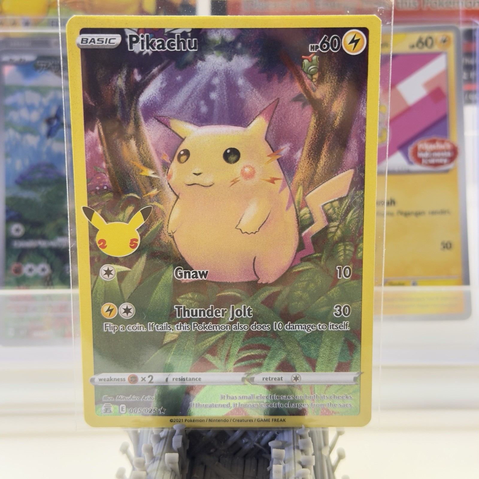 Pokemon TCG Pikachu 005/025 Holo Rare Celebrations NM Full Art