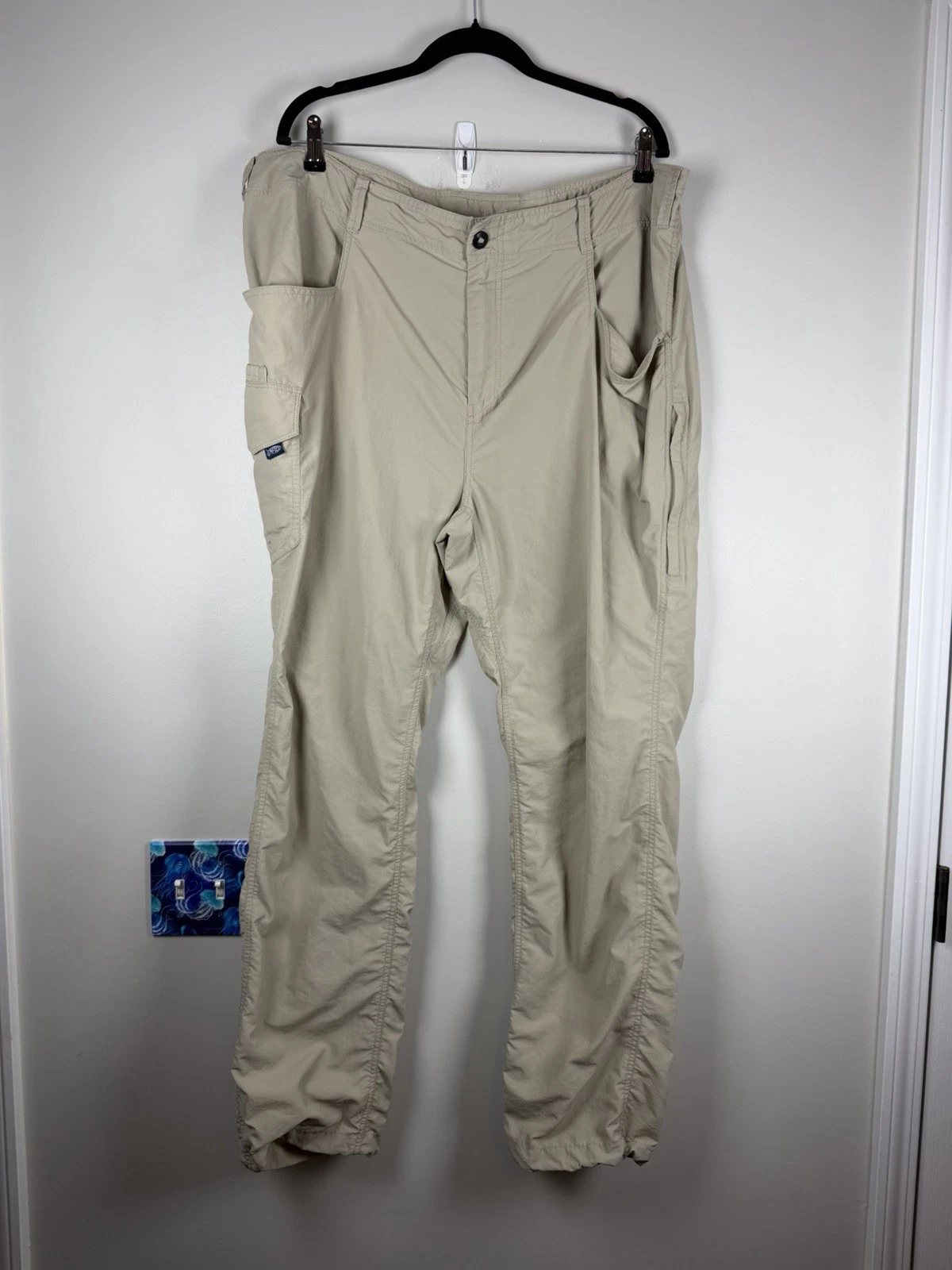 AFTCO Mens Fishing Pants Size 40 Tan Beige Nylon Technical Cargo Hiking Outdoor