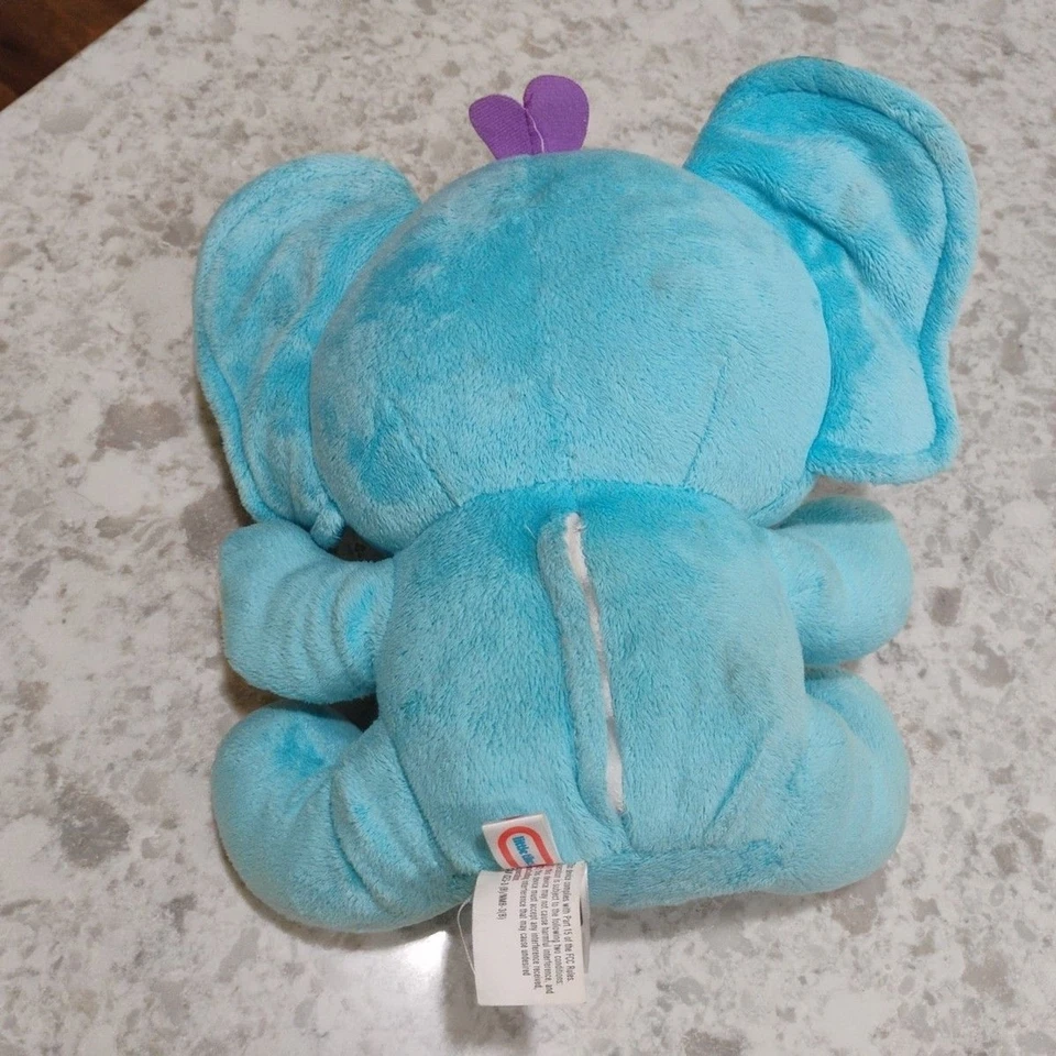 Peluche Little Tikes My Buddy TRIUMPHANT Interactivo Elefante Azul Modo Día/Noche. Foto 2 de 4