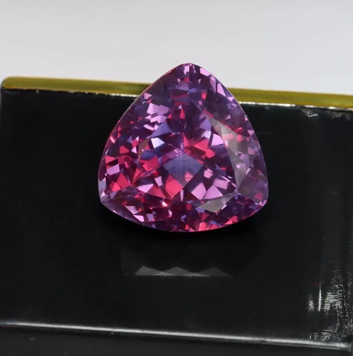 18 CT+ Natural Flawless Montana Purple Pink Sapphire Trillion Cut Loose Gemstone - Picture 5 of 6