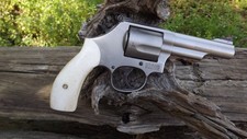 Fine Set Of Giraffe Bone Grips For Smith Wesson K L Frame Round Butt Stag