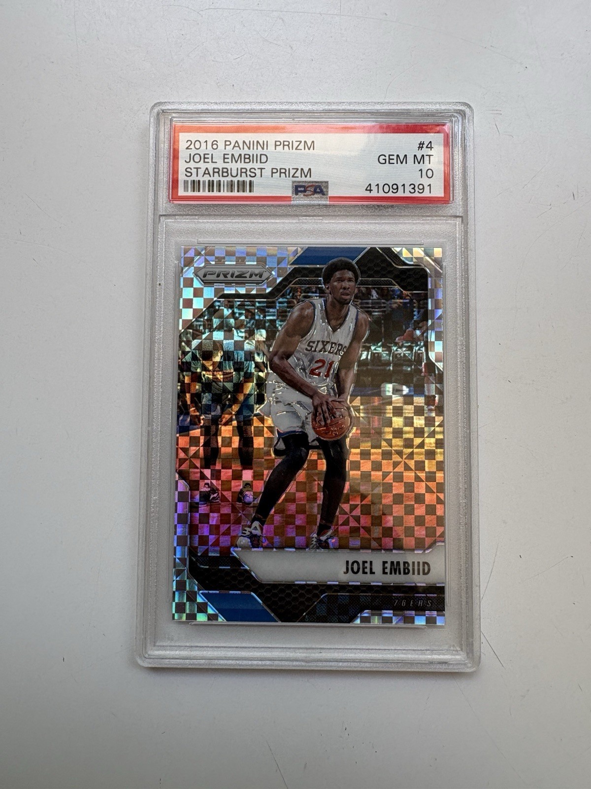 2016 PANINI PRIZM STARBURST PRIZM #4 JOEL EMBIID PSA 10