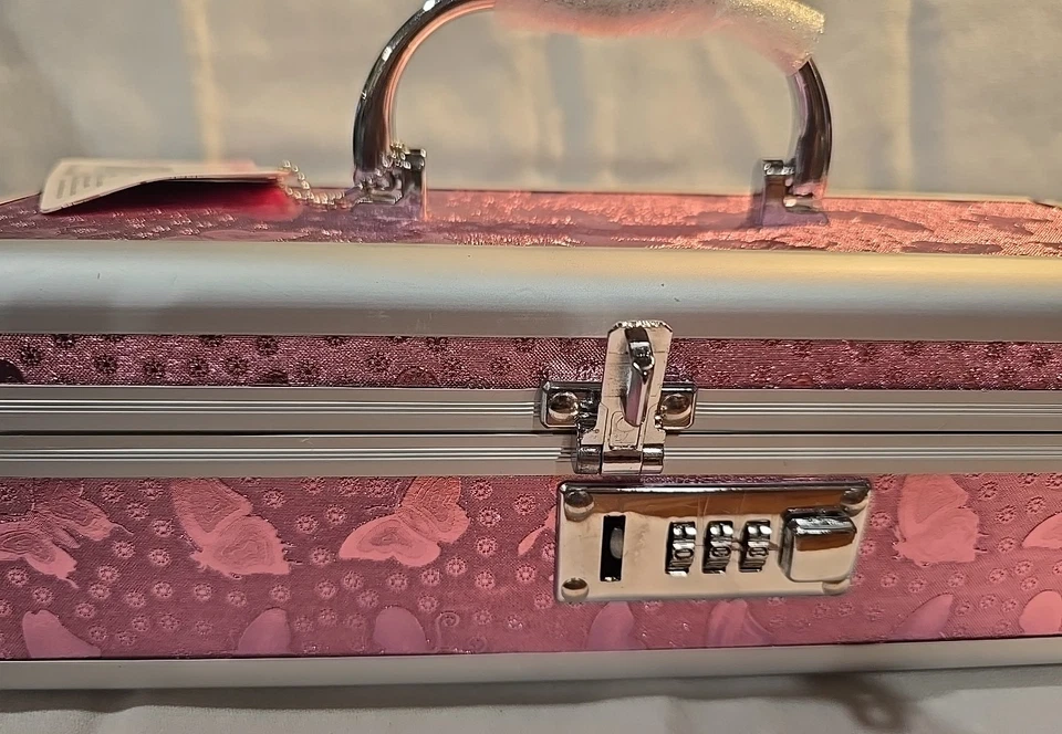 Lockable Vibrator Case - Regular - Pink - Discreet adult-novelty Toy Box - Image 3 of 4