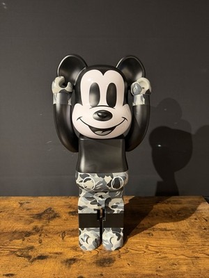 BE@RBRICK BAPE®️MICKEY MOUCE 1000% Medicom Toy Bearbrick BE@RBRICK x Bape Mickey Mouse 1000% Figure