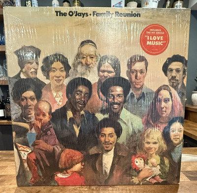 The O'Jays Family Reunion PZ-33807 Original Shrink Hype Sticker VG+ LP