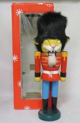 13'' Beefeater Lion Nutcracker - English Royal Guard Wooden Christmas (EX) RARE