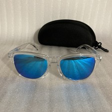 Oakley Frogskins Sunglasses Blue Lens Polarized Square Sunglasses New With Case