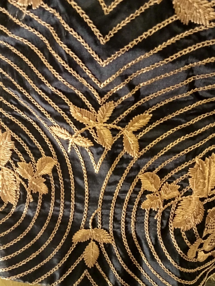 Coast women's Silk Cotton Navy Gold Embroidery Basque Sz16. Exquisite. - Image 3 of 4