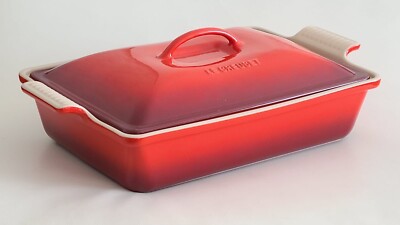 Le Creuset Rectangular Heritage Casserole With Lid 4 qt Stoneware Cerise