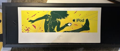 Original Apple iPod Silhouette Subway Poster 2004. 66x28.3 cm. New. Yellow green - Picture 1 of 4