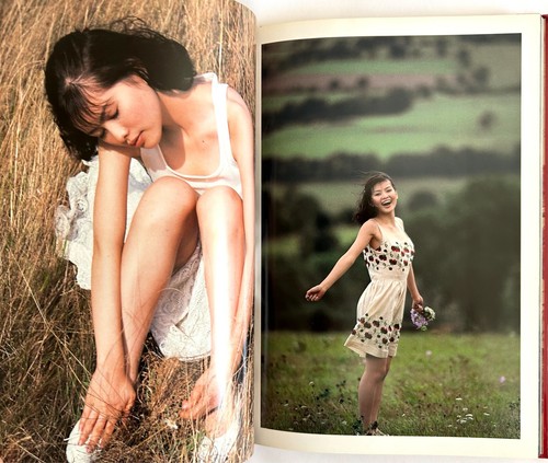 SAYAKA YOSHINO KISHIN SHINOYAMA JAPAN HARDCOVER PHOTO BOOK 1999 w/Flyer Z22 - Picture 12 of 24