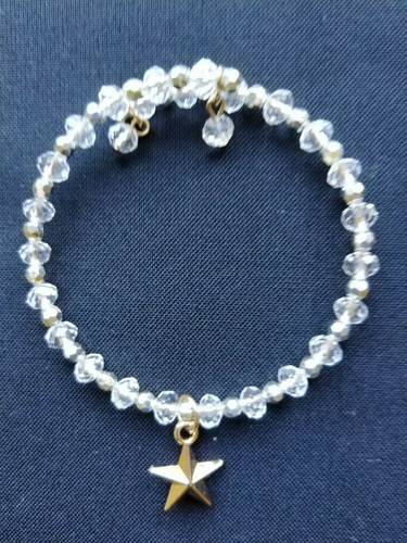 AVON STAR PENDANT BEADED BRACELET - EXPANDS TO FIT WRIST- CLEAR - BOXED - Picture 7 of 11
