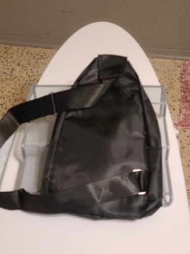MOSISO kleiner Sling Rucksack, Mehrzweck Umhängetasche Schultertasche Neu ohne Etikett - Bild 2 von 5