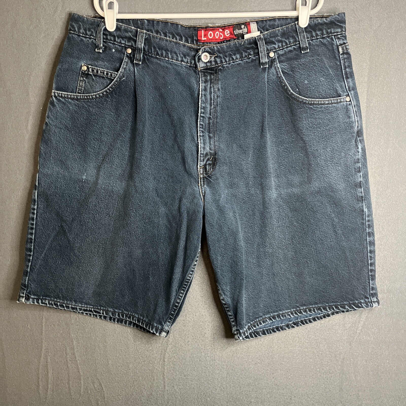 Levi's Short Men Size 42 Blue Jean Silver Tab Loose Fit Skate Vintage Y2K Grunge