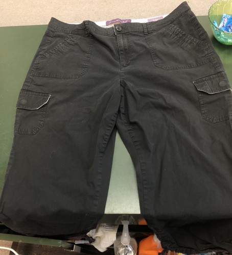 GLORIA VANDERBILT Womens Size 14 Black 
