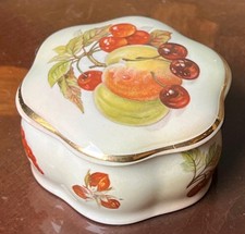 Vintage Palissy Porcelain Fruited Trinket Box Royal Worcester Co. Near Mint 