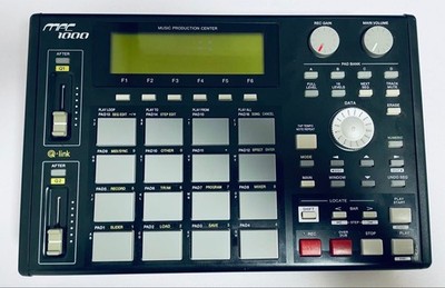 AKAI professional MPC1000 Black Sampler with Power Cable Tested & Working Good