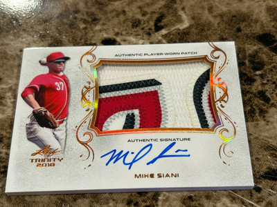 MIKE SIANI 2018 Leaf Trinity Patch Autograph #PA-MS1 Reds
