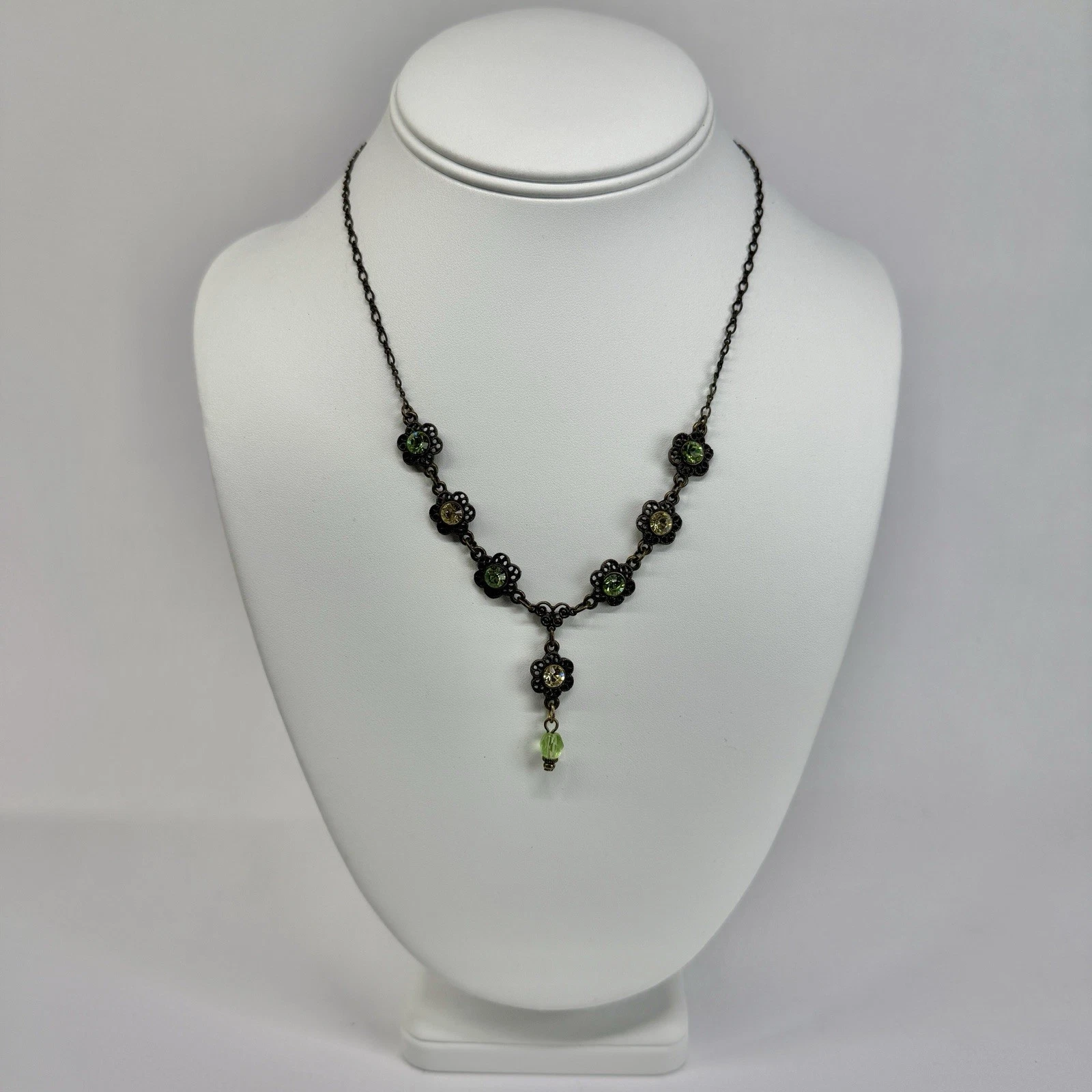 1928 Green Crystal Floral Dainty Gold Tone Vintage Necklace Jewelry N374