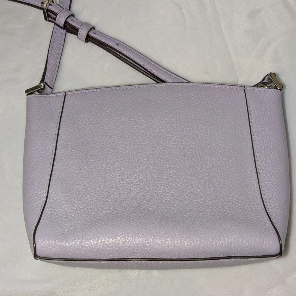 Bandolera Kate Spade Monica de cuero granulado lila Foto 3 de 4