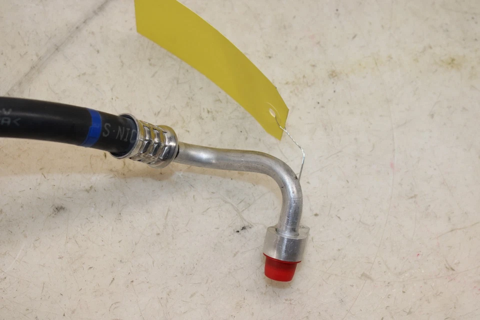 Manguera de succión/descarga Acura MDX 2022-2026 3,5 L aire acondicionado OEM NC24 Foto 2 de 4