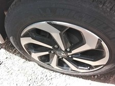 Used Wheel fits: 2017 Honda Accord 17x7-1/2 alloy TPMS 7 spoke machine face Grad