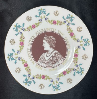 1980 Royal Doulton H M Queen Elizabeth The Queen Mother 80th Birthday Plate