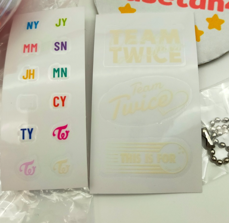 twiceミナ ミブリーアイスバッジ TWICE トゥワイス MINA ミナ グッズ ピンバッジ ピンバッチ メタル
