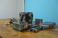 RED Gemini 5K S35  6" Monitor, 2x 480gb RED Mag, VMount, Costum Jason Case