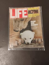 LIFE Magazine June 1982 Zoo Babies Polar Bears & Grease 2 Feature – Read Copy