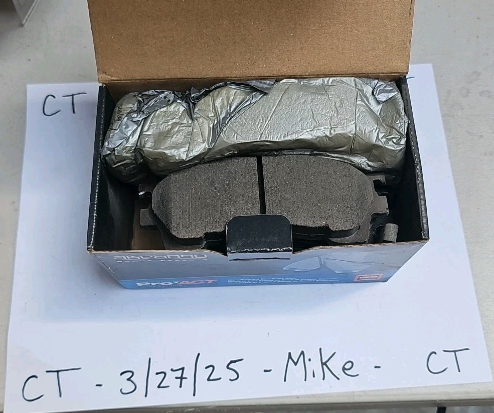 Akebono Brake Pads Ford Probe 93-97 Mazada 626 93-02 Akebono Brake Pads Ford Probe 93-97 Mazada 626 93-02