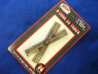 Atlas #2042 N-scale Code 55 30-degree Crossing