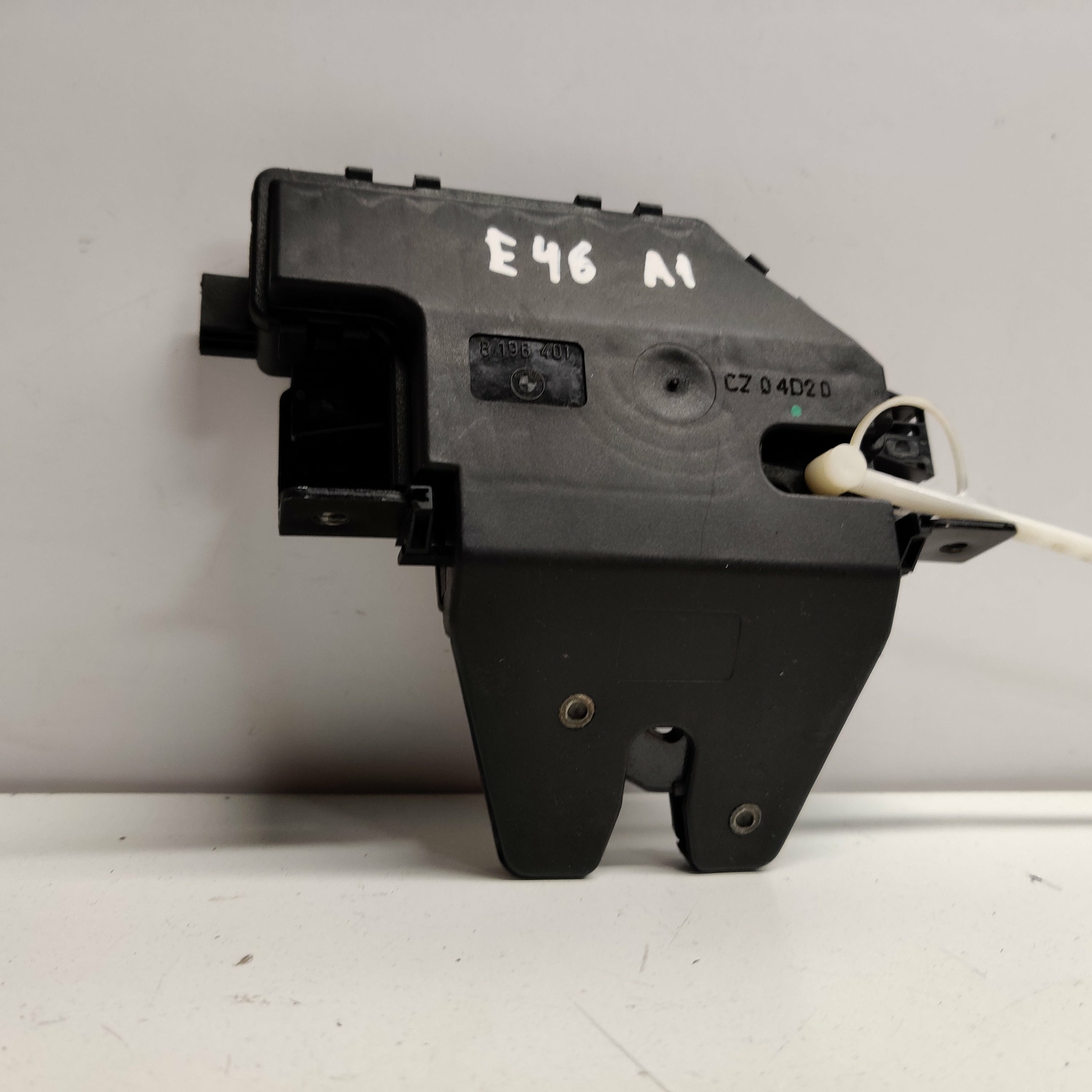 BMW 3 Series Coupe E46 Trunk Lid Tailgate Lock Genuine 8196401 eBay