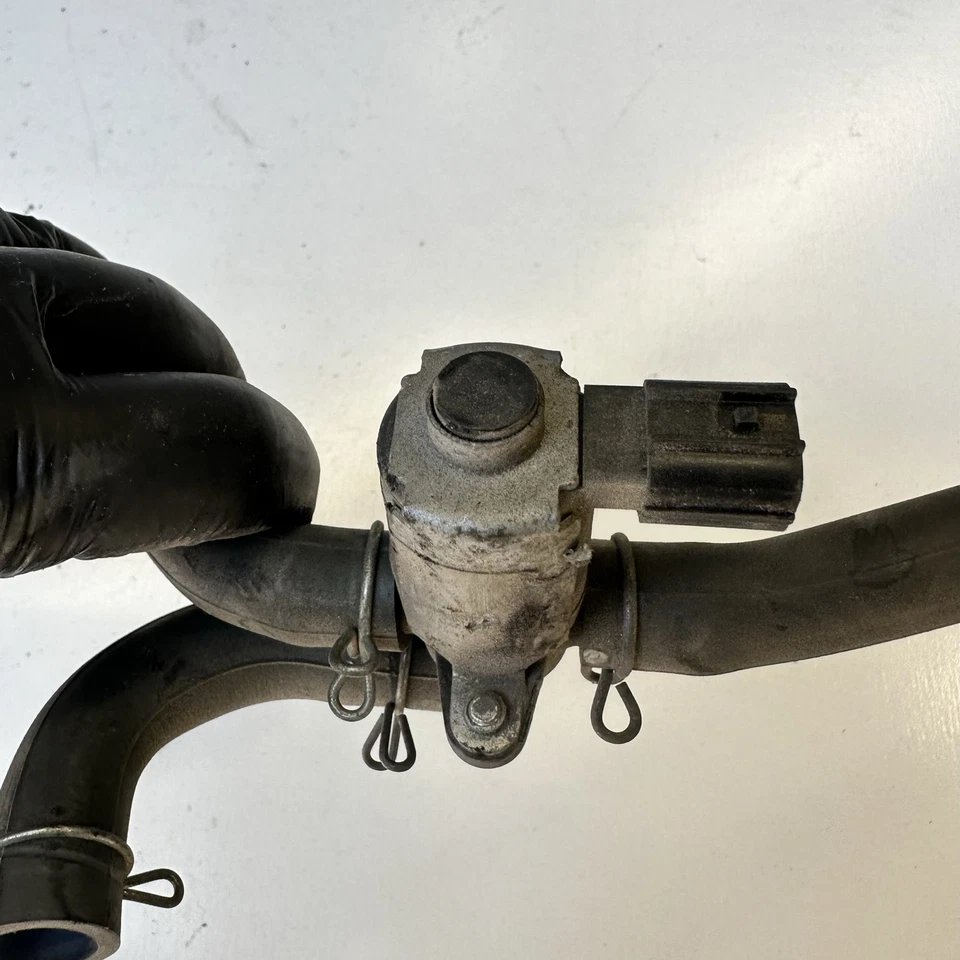 Electroválvula de inyección de aire HONDA NT700 NT700V 700 DEAUVILLE 2008 Foto 4 de 4